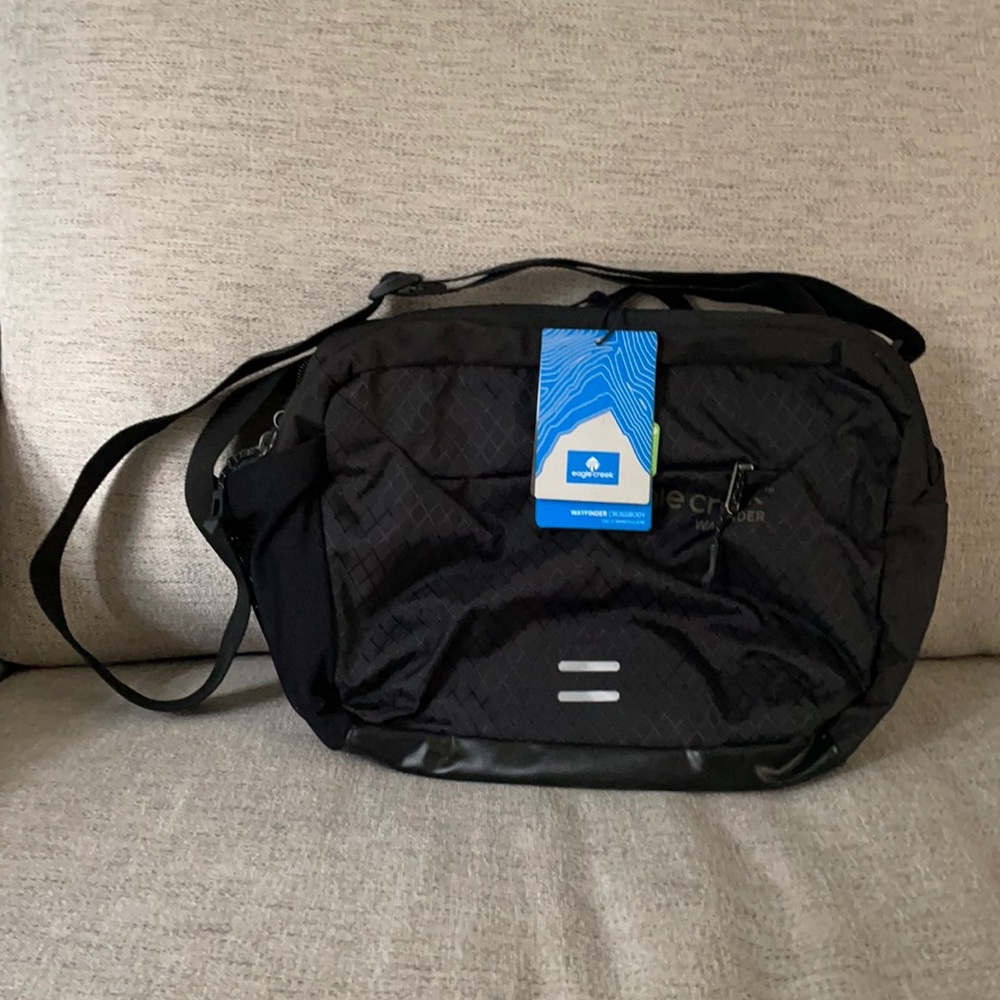 Eagle Creek Wayfinder Crossbody Black/Charcoal Bag